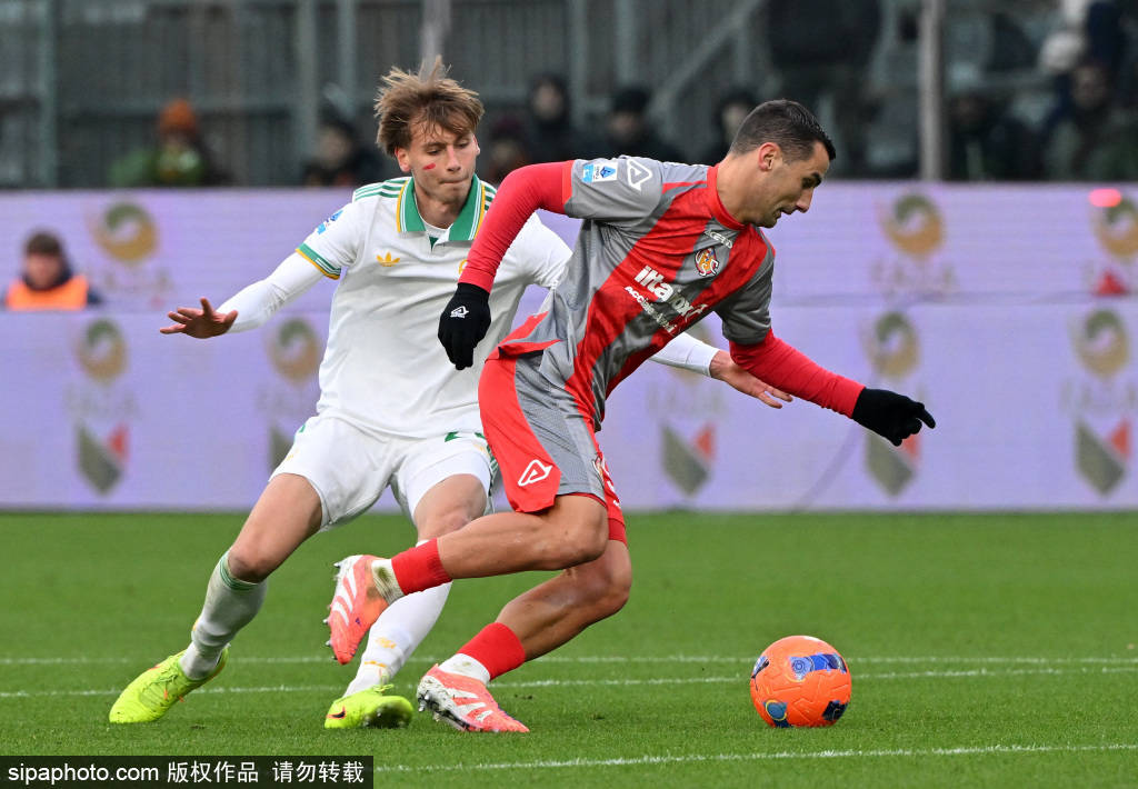 38岁瓦尔迪带队狂飙：单刀+空门加冕MVP！意甲近6场4球