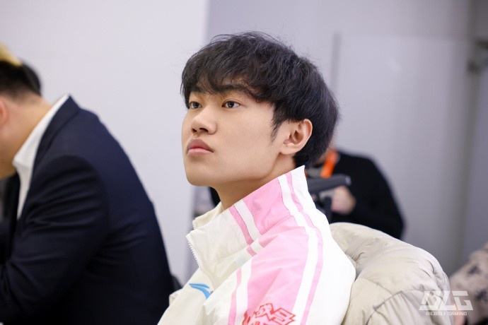 BLG发布赛后返图：认真剖析，扎实求进