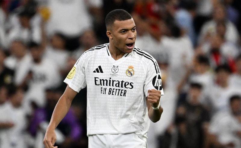 赛季报销？姆巴佩的受伤，更像是逃离伯纳乌